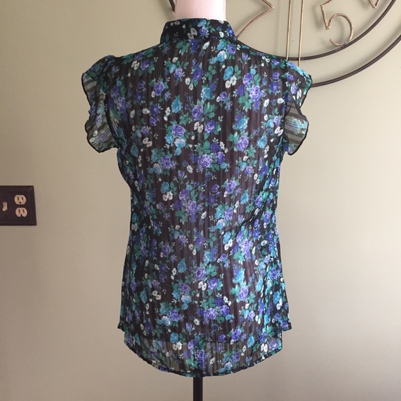 Blue Floral Sheer Flutter Sleeve - Picture 5 of 8